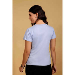 Camiseta Premium de Algodón Suave con Cuello en V, Corte Holgado y Aspecto Elegante para un Uso Diario Cómodo - Product Image 2