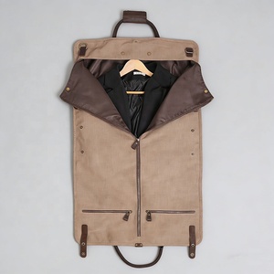 Sac de voyage convertible personnalisé avec logo, sac de week-end haut de gamme, sac de voyage en toile cirée durable, housse de costume en cuir rétro, sac de voyage en toile cirée - Product Image 4