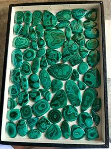 Lot de cabochon de malachite lisse polie à la main en gros Pierre précieuse en vrac semi-précieuse verte naturelle Acheter maintenant! - Product Image 5