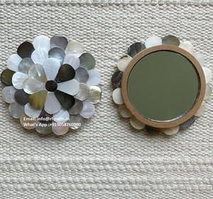 Lindo espejo de maquillaje de viaje compacto diseño plegable espejo de tocador de bolsillo para niñas - Product Image 5