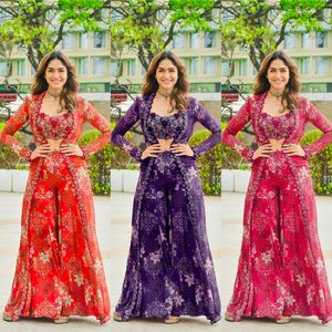 Conjunto Sharara de 3 Piezas de Seda Tabby con Chal, Estilo Étnico Modesto, para Fiesta o Boda, para Mujer, Hermoso Diseño Indio-Pakistaní - Product Image 1