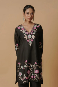 Kurta de algodón de trabajo Arri de Cachemira tradicional para mujer negro con bordado Multicolor estilo indio pakistaní para fiestas de verano - Product Image 4
