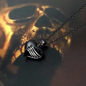 Collar con Colgante de Calavera y Corazón Roto de Plata de Ley Bañada en Rodio con Diamantes Jeulia - Product Image 4