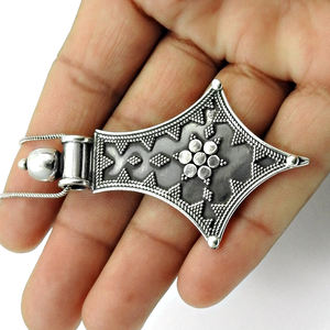 แข็ง 925 เงินสเตอร์ลิงออกซิไดซ์โบราณดูจี้ช่างฝีมืออินเดียทําด้วยมือที่กําหนดเองเครื่องประดับราคาขายส่งซัพพลายเออร์ - Product Image 3