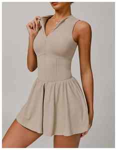 Falda y Top Deportivos Exclusivos de Malla de Poliéster Flexible, Ligeros, Elegantes y con Estilo para Golf y Uniformes de Tenis Femeninos - Product Image 2