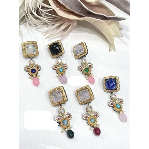 Modernos y Elegantes Pendientes Fusion con Hermosas Piedras Semipreciosas para Mujeres y Niñas, Ideales para Fiestas, Compromisos o Bodas - Product Image 1