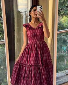 Tenue de fête d'hiver Belle robe spéciale d'été en coton à imprimé Ikkat - Product Image 1