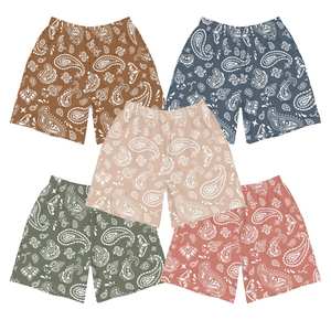 Pantalones cortos de malla de gimnasio de poliéster 100% para hombre, pantalones cortos de moda urbana con sublimación gráfica personalizada - Product Image 4