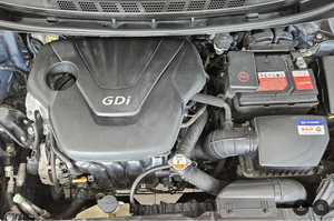 Hyundai Avante MD M16 GDI Avenue 2014 - Product Image 3