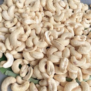 เม็ดมะม่วงหิมพานต์ W210เวียดนาม-เม็ดมะม่วงหิมพานต์เค็ม-ส่งออกไปยังเอเชีย, อียูตะวันออกกลาง - Product Image 1