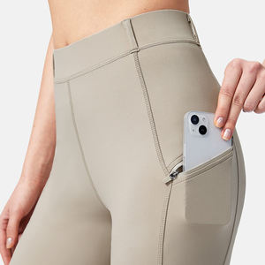Culottes d'équitation pour femmes, personnalisables, performantes, durables, à séchage rapide, tissu respirant - Product Image 4