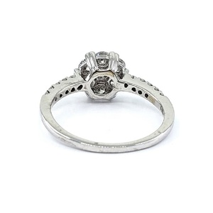 Bague élégante en or blanc massif 18 carats de haute qualité avec diamants véritables en grappe ronde et sertissage à griffes pour femme, idéale pour mariage, fiançailles et soirées. - Product Image 4
