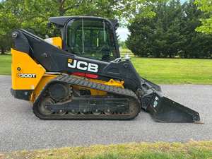 2018 JCB 300 T Cargadora de cadenas compacta - Product Image 3