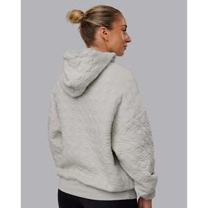 Sweat à capuche matelassé surdimensionné MVP pour femme - Imprimé géométrique Digital Mist - Product Image 4
