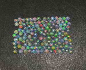Haute qualité IGI certifié 4 MM cabochon d'opale éthiopienne perles de pierres précieuses améthyste bleue 5 CT 29 pièces Lot accessoires de bijoux naturels - Product Image 2