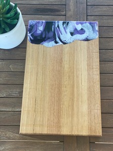 Planche à découper artisanale en résine et en bois de conception personnalisée planche à découper et à fromage en marbre noir et en bois - Product Image 2