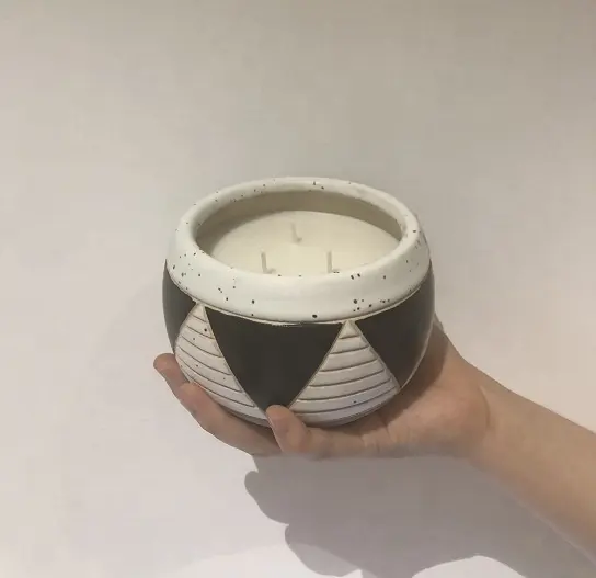 Nova tendência best-seller handmade velas perfumadas Holiday Gift Glazed Ceramic Candle Eye-Catching Ceramic Gifts