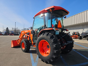รถแทรกเตอร์4WD ล้อ M7060ของ Kubota ใหม่อุปกรณ์การเกษตรที่มีประสิทธิภาพสูง - Product Image 3