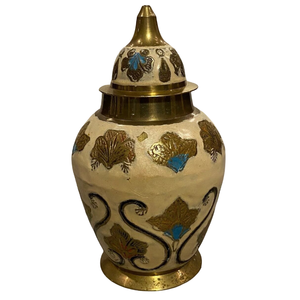 Jarra de Templo de Latón Puro de Alta Calidad con Grabado, Acabado Pulido, Jarra de Templo de Latón Vintage para Decoración de Templos - Product Image 3