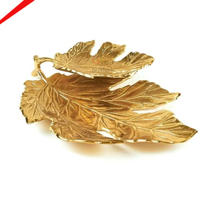 Plateau de service en métal fini or de qualité supérieure avec soucoupes d'assaisonnement - Product Image 5