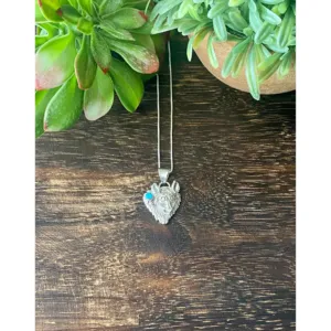 Collier pendentif loup en turquoise et argent sterling, artisanat Navajo, bijou culturel de collection - Product Image 1