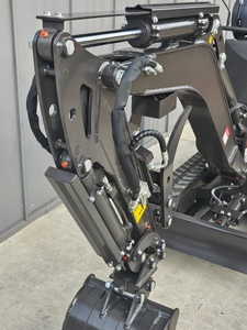 รถขุดขนาดเล็ก 1.5 ตัน รุ่น RH13 D722 เครื่องยนต์คูโบต้า - Product Image 3