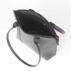 Sac fourre-tout en cuir imperméable à bas prix, dernier design, sac fourre-tout en cuir en gros pour la vente en ligne - Product Image 3