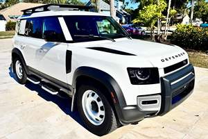 Land Rover Defender 110 S Edición 30 Aniversario 2023 Usado, N1 de 500 Modelos de Edición 30 Aniversario, Turbo de 4 Cilindros - Product Image 2