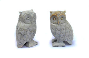 Statue et figurine décoratives de maison de hibou de pierre de stéatite naturelle pour la table de bureau - Product Image 3
