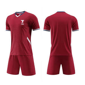 Kit de fútbol de secado rápido de diseño personalizado para hombres, uniforme de fútbol transpirable, nombre del equipo, Impresión de logotipo, precio bajo, conjunto para adultos, servicio OEM - Product Image 1