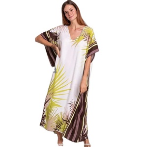 เดรสยาวหรูหราของผู้หญิงมาใหม่เดรสงานพรอมยาวพิมพ์ลายบล็อกดิจิทัลสำหรับฤดูใบไม้ร่วง - Product Image 1