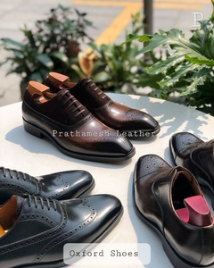 Chaussures Oxford en cuir luxueuses à bout captoe pour l'automne, confortables pour un usage quotidien au bureau, aux réunions et en affaires, disponibles - Product Image 4