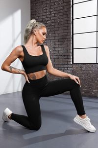 Ensemble de sport pour femmes, ensemble de vêtements de sport personnalisés de qualité supérieure, vente en gros, leggings de yoga à taille élastique - Product Image 6