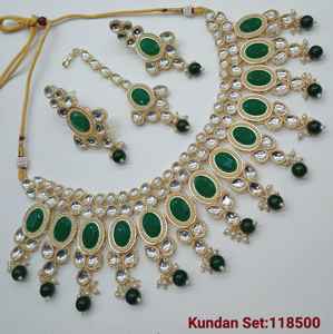 ENSEMBLE DE BIJOUX INDIENS TRADITIONNELS ET À LA MODE EN CUIVRE ENSEMBLE DE BIJOUX DE MARIAGE POUR FEMMES BOUCLES D'OREILLES ET COLLIER - Product Image 3