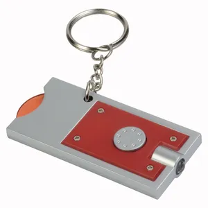 Portachiavi Personalizzato 11901 con Luce e Token, Moschettoni e Portachiavi Promozionali - Product Image 4