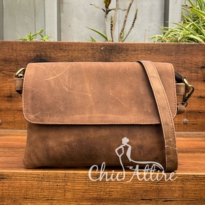 Custom Wholesale Stylish Women's Trendy Full Grain Genuine Leather Flap Crossbody Bag for Women's Fashion Latest Luxury <b>Handbags</b> - Product Image 1