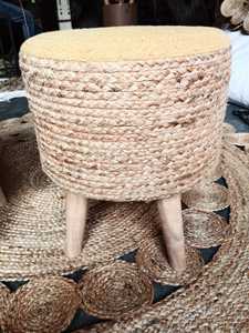 Pouf mobile en jute et coton jaune sur base en bois au design moderne, tressé pour les mariages, décoration de salon - Product Image 2