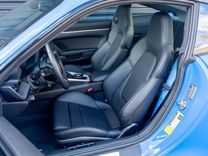 2024 pour 911 Carrera S Turbo Coupé Hybride SUV Automatique Gauche RWD R15 Intérieur Sombre Sièges en Cuir 2 Airbags Écran Tactile - Product Image 2