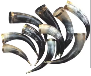 Corne à boire en corne de buffle véritable polie, entièrement naturelle et écologique, faite à la main, cadeau d'affaires de luxe moderne par Crescent Crafts - Product Image 5