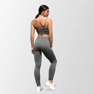 Ensemble de yoga sexy pour femmes 2025, vêtements de sport décontractés, fines bretelles sexy, soutien-gorge et leggings légers et extensibles, ensemble jogging deux pièces - Product Image 4