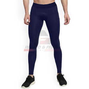 La mejor venta 2025 Logotipo personalizado Entrenamiento para hombres Leggings de yoga sin costuras Mejor ropa activa para hombres - Product Image 1