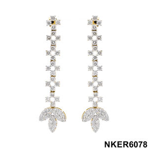 Pendientes de Diamantes Naturales de Corte Brillante Redondo de 2.27CTW, Oro de 14K, Diseño Floral, Baño de Rodio, Elegancia Atemporal - Product Image 2
