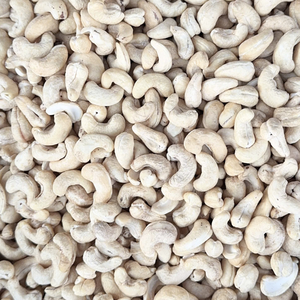 Meilleur taux de noix de cajou cassées Ws180 meilleure qualité Santigo usine en gros exporté vers l'UE, Moyen-Orient - Product Image 1