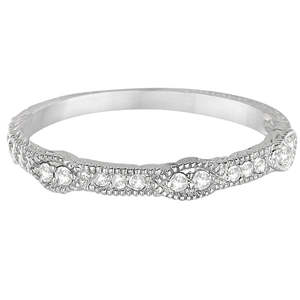 Anillo Apilable Vintage de Oro Blanco de 14K con Diamantes Engastados en Pavé de 0.15ct - Product Image 3