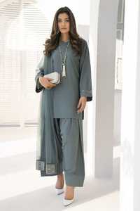 Robe décontractée à manches longues en lin pour femmes Nouveau style floral Vêtements de vacances indiens et pakistanais - Product Image 5