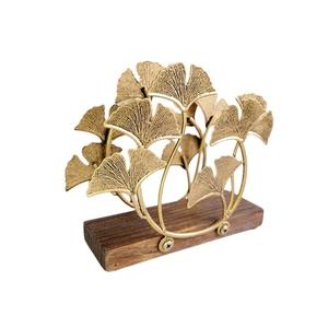 Élégant porte-serviettes en bois à fleurs en laiton fabriqué à la main pour la décoration intérieure et les mariages - Product Image 4