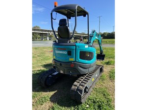 Mini pelle multifonctionnelle abordable Bon 2023 SUNWARD SWE25UF - Product Image 3