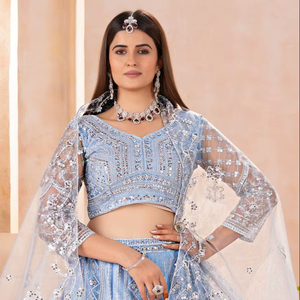Lehenga Choli Dupatta Azul Claro con Estampado de Mariposas en Relieve para Mujer, Diseño Indio, para Bodas, Fiestas, Ropa Étnica Larga hasta el Suelo - Product Image 1