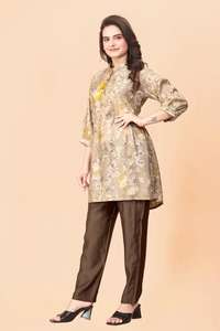 Vente en gros 2024 Nouveaux Designs Modal Soie Recyclé Soie 100% Soie Femmes Imprimé Floral Tops Pantalon Ensemble Toutes Tailles Tuniques-Indian - Product Image 3