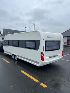 Mini-caravane Hobby 2015, camping-car pop-up, suspension indépendante, cuisine de luxe, capacités tout-terrain, 6 couchages, lit fixe, excellent - Product Image 3